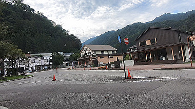 gx012033.mp4_snapshot_00.01_thumb.jpg