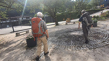 gx012052.mp4_snapshot_00.30_thumb.jpg
