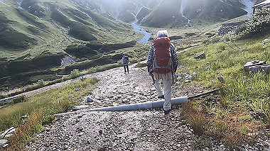 gx012090.mp4_snapshot_00.57_thumb.jpg