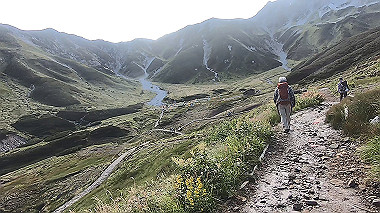 gx012090.mp4_snapshot_01.42_thumb.jpg