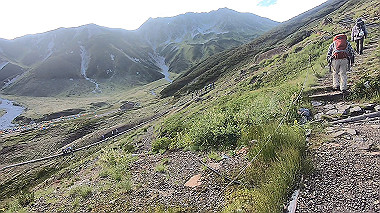 gx012090.mp4_snapshot_02.27_thumb.jpg