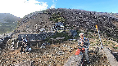 gx012091.mp4_snapshot_00.38_thumb.jpg