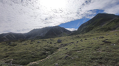 gx012102.mp4_snapshot_00.11_thumb.jpg