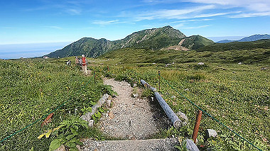 gx012103.mp4_snapshot_00.22_thumb.jpg