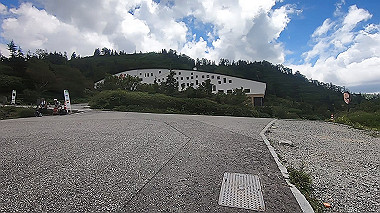 gx012117.mp4_snapshot_00.31_thumb.jpg