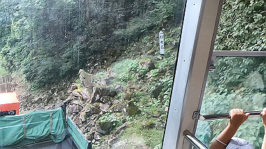 gx012127.mp4_snapshot_00.01_thumb.jpg