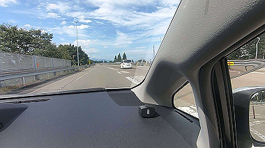 gx022137.mp4_snapshot_12.41_thumb.jpg