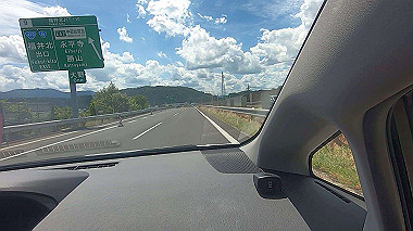 gx022138.mp4_snapshot_15.04_thumb.jpg