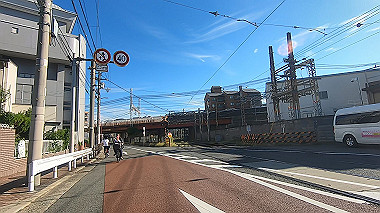 gx012151.mp4_snapshot_00.07_thumb.jpg