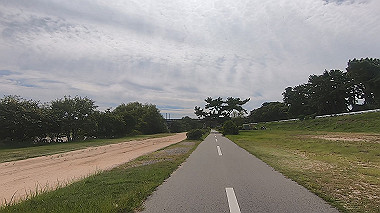 gx012183.mp4_snapshot_00.11_thumb.jpg