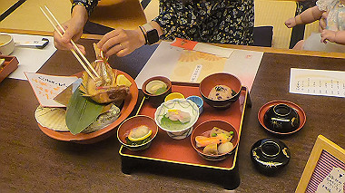 gx012212.mp4_snapshot_00.13_thumb.jpg