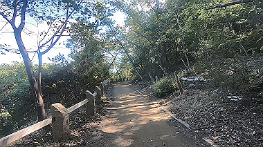 gx012246.mp4_snapshot_00.17_thumb.jpg