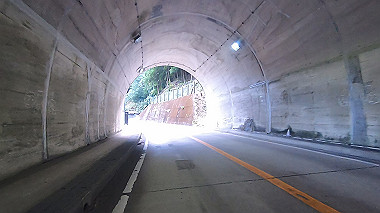 gx012271.mp4_snapshot_01.04_thumb.jpg