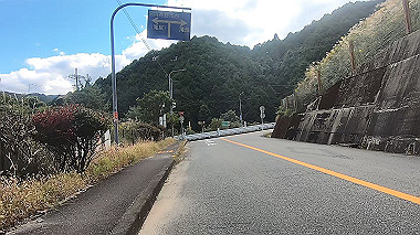 gx012271.mp4_snapshot_01.21_thumb.jpg