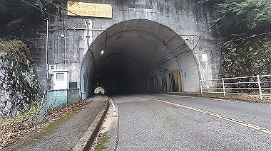 gx012272.mp4_snapshot_00.05_thumb.jpg