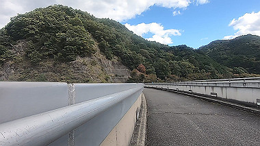 gx012273.mp4_snapshot_00.19_thumb.jpg