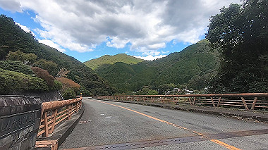 gx012276.mp4_snapshot_01.31_thumb.jpg