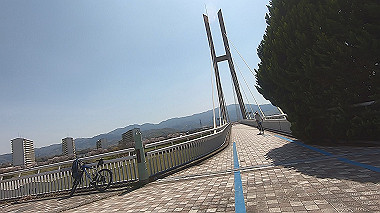 gx012435.mp4_snapshot_00.11_thumb.jpg