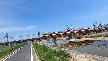 gx012442.mp4_snapshot_00.05_thumb.jpg