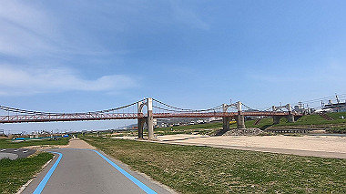 gx012445.mp4_snapshot_00.16_thumb.jpg