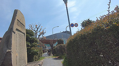 gx012450.mp4_snapshot_02.37_thumb.jpg