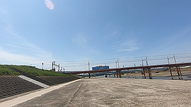 gx012482.mp4_snapshot_00.13_thumb.jpg