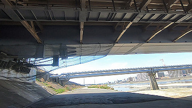 gx012485.mp4_snapshot_00.46_thumb.jpg