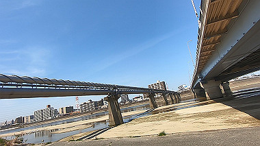 gx012485.mp4_snapshot_00.52_thumb.jpg