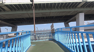 gx012498.mp4_snapshot_01.17_thumb.jpg