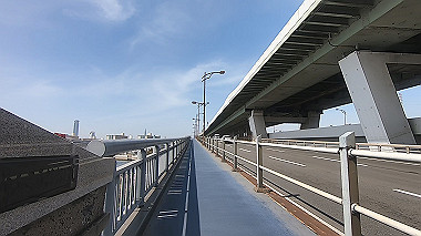 gx012498.mp4_snapshot_01.25_thumb.jpg