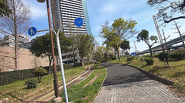 gx012504.mp4_snapshot_00.03_thumb.jpg