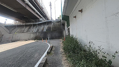 gx012537.mp4_snapshot_01.05_thumb.jpg