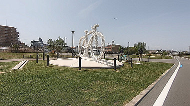 gx012545.mp4_snapshot_00.48_thumb.jpg