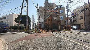 gx012556.mp4_snapshot_01.35_thumb.jpg