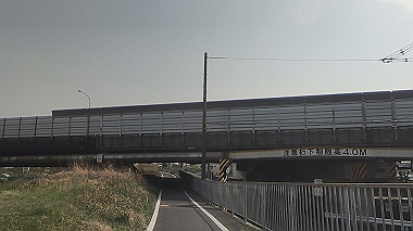 gx012876.mp4_snapshot_00.04_thumb.jpg