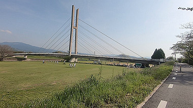 gx012881.mp4_snapshot_00.08_thumb.jpg