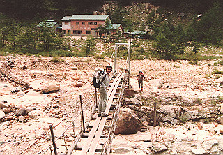 19830810_112_thumb.jpg