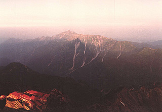 19830813_009_thumb.jpg