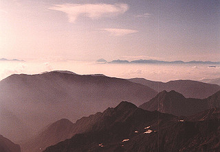 19830813_010_thumb.jpg