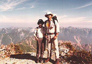 19830813_021_thumb.jpg