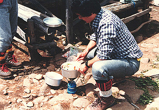 198608_010_thumb.jpg