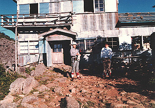 198608_019_thumb.jpg
