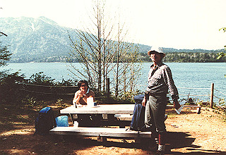 198706_009_thumb.jpg