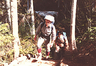 198706_011_thumb.jpg