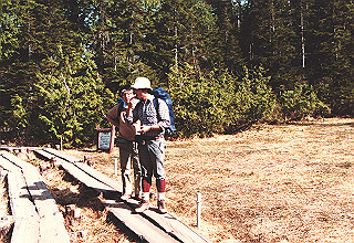 198706_015_thumb.jpg