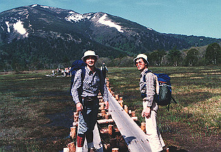 198706_028_thumb.jpg