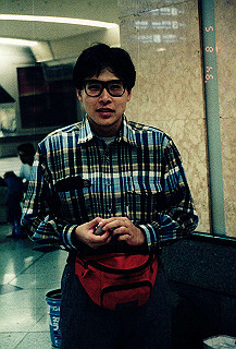 199408_002_thumb.jpg