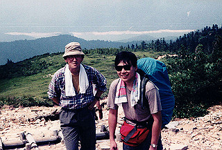 199408_008_thumb.jpg