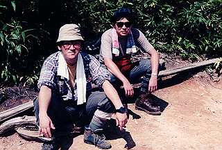 199408_009_thumb.jpg