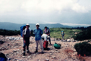 199408_010_thumb.jpg